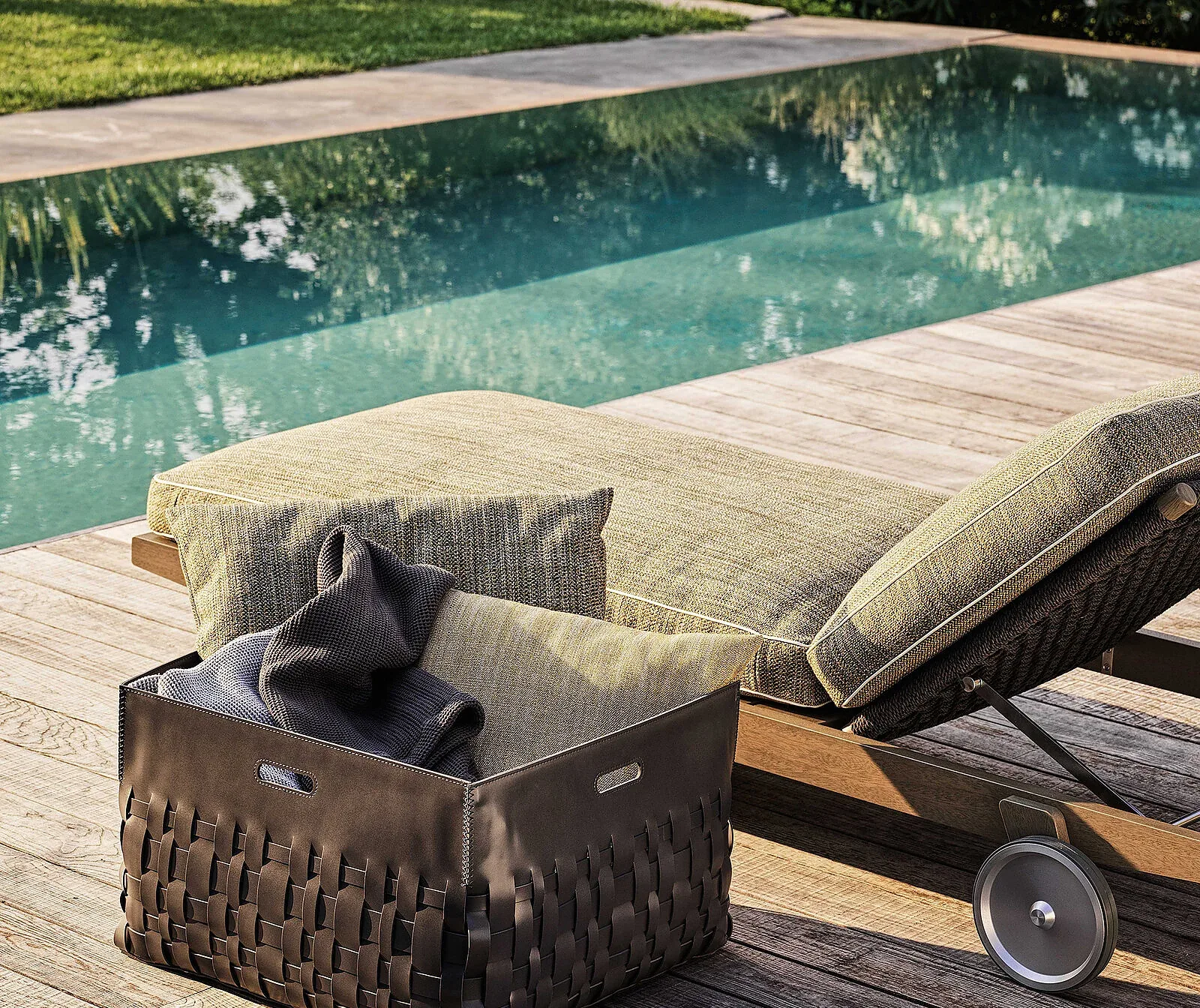 Flexform Cesta outdoor piece in a garden setting, frame 1