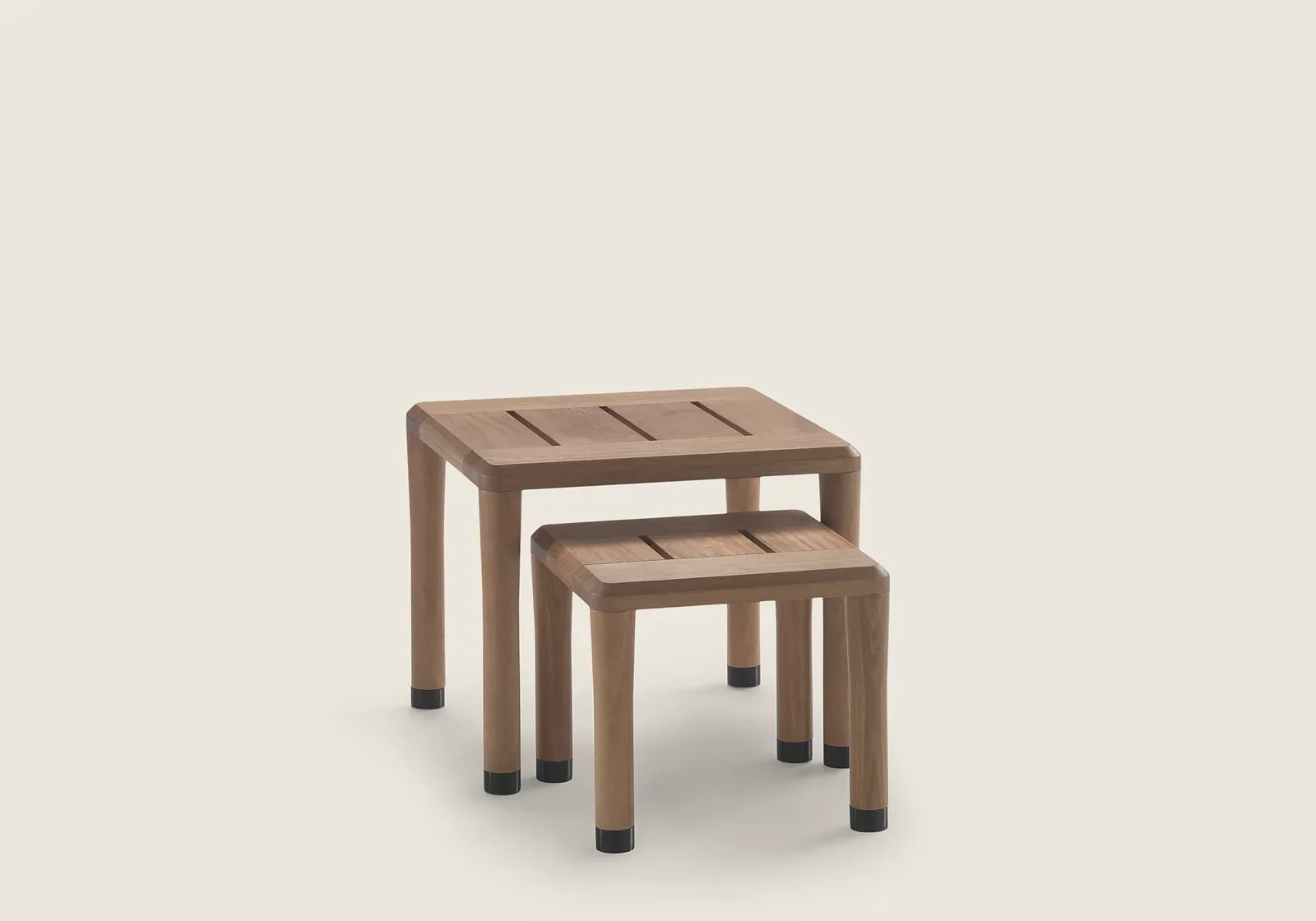 Flexform Kobo outdoor coffee table, photographed for the factory catalogue